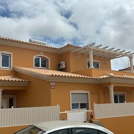 Housev5 W/pool & Bbq Vakantiehuis *